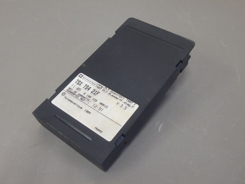 TÉLÉMÉCANIQUE  TSXTS421F