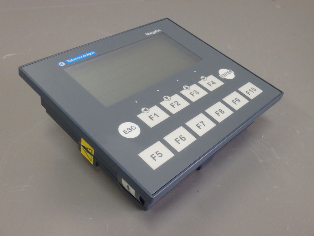 SCHNEIDER  XBT-RT500