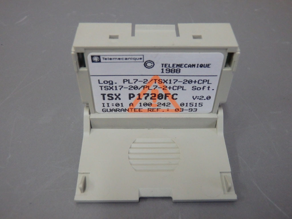 TÉLÉMÉCANIQUE  TSXP1720FC