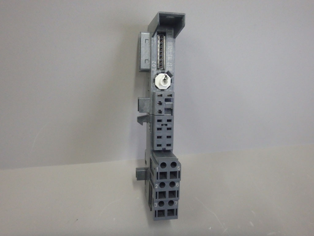 SIEMENS 6ES7193-4CB10-0AA0