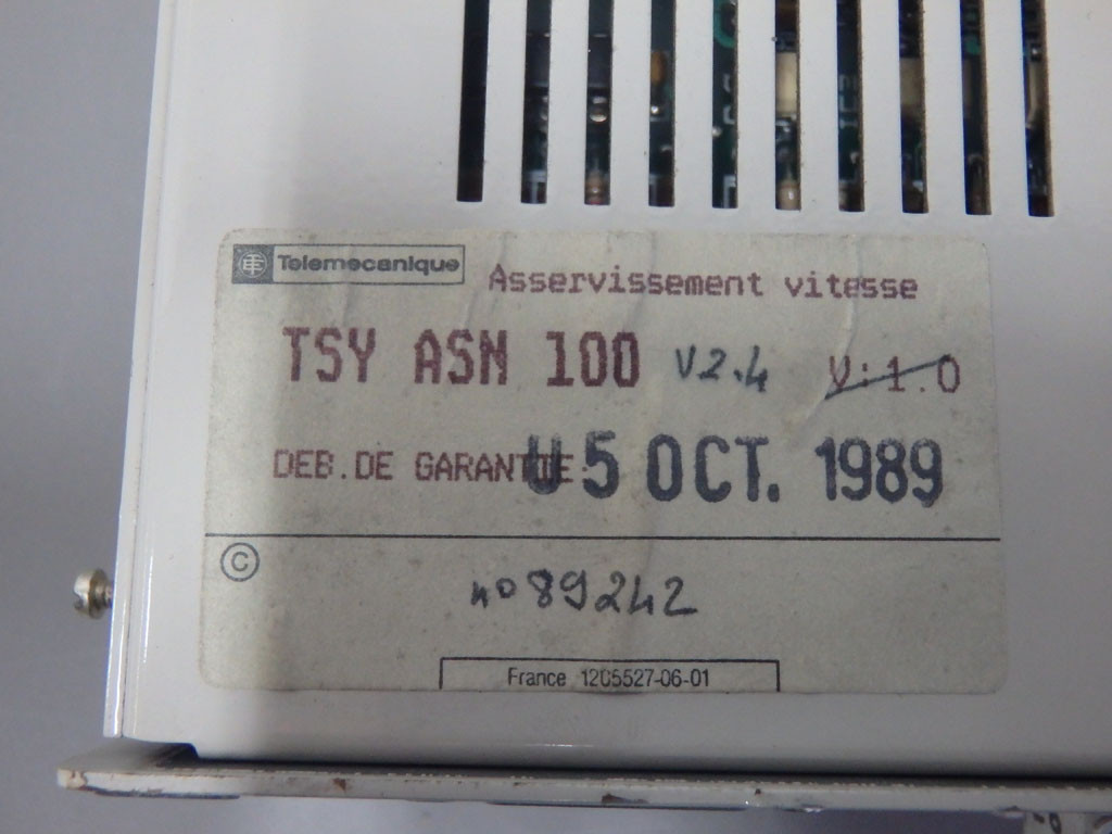 TÉLÉMÉCANIQUE  TSYASN100