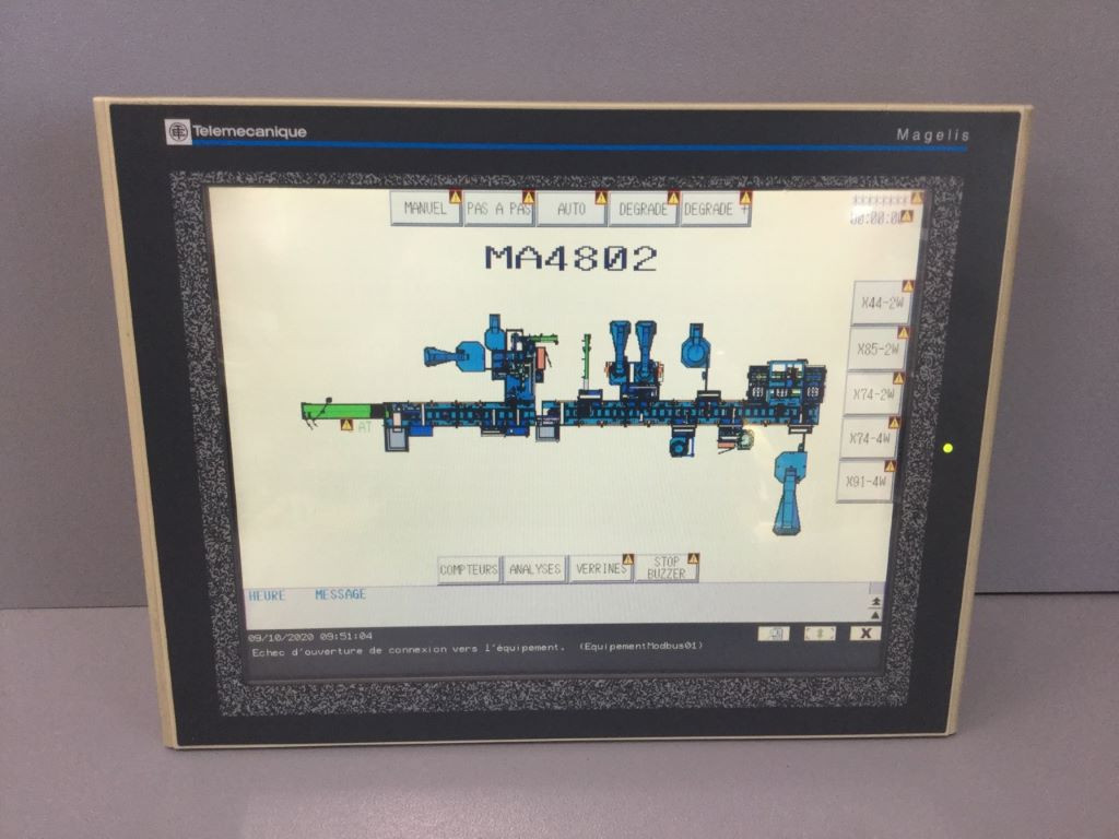 TÉLÉMÉCANIQUE  XBT-G6330