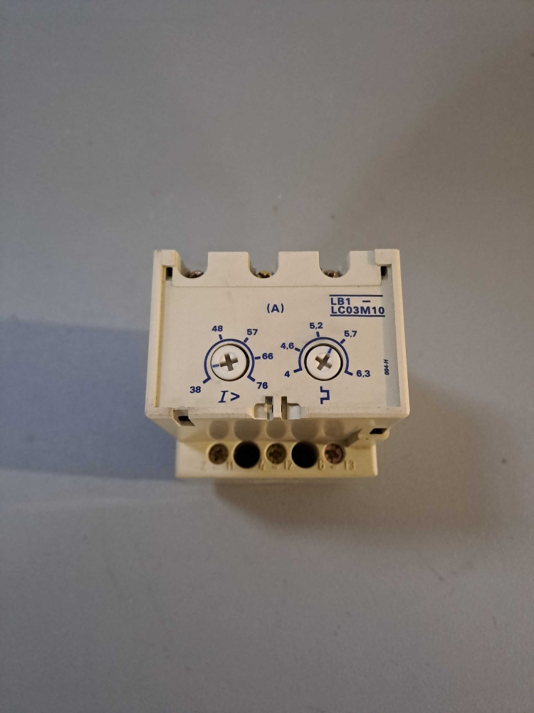 SCHNEIDER  LB1LC03M10
