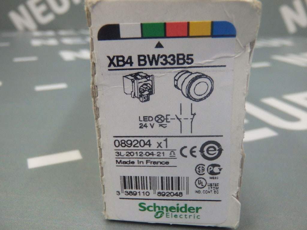 TÉLÉMÉCANIQUE  XB4BW33B5