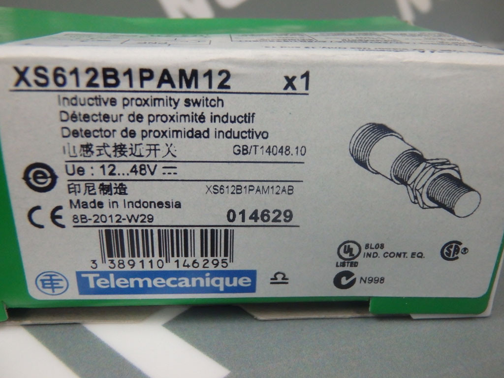 TÉLÉMÉCANIQUE  XS612B1PAM12