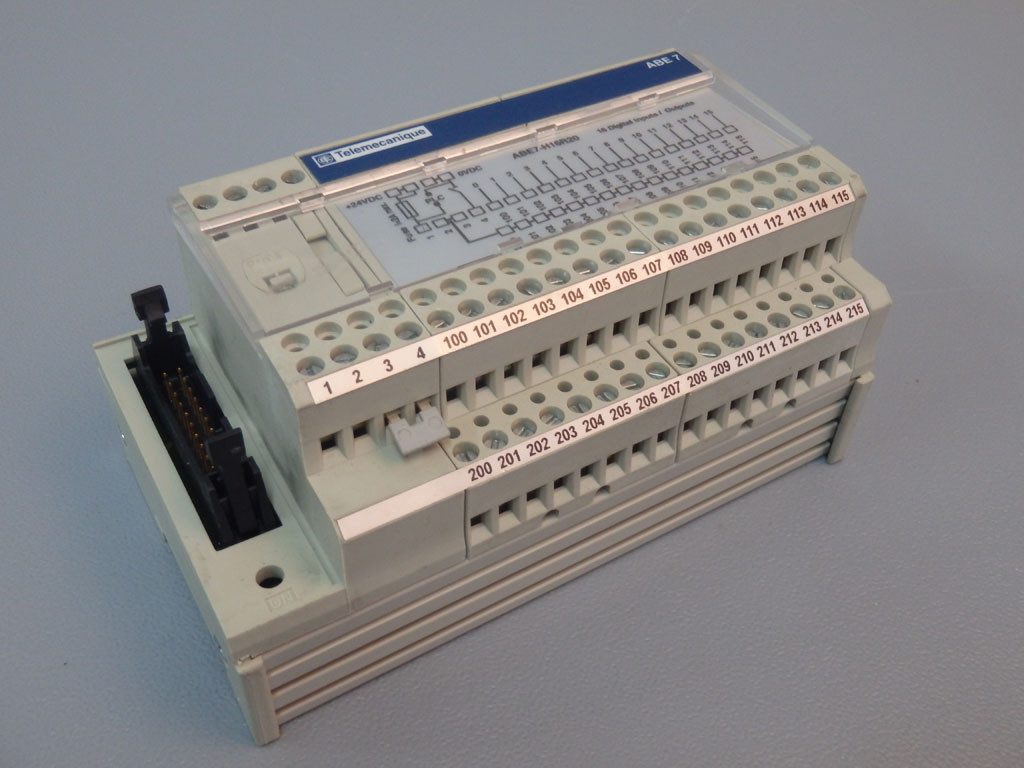 TÉLÉMÉCANIQUE  ABE7-H16R20