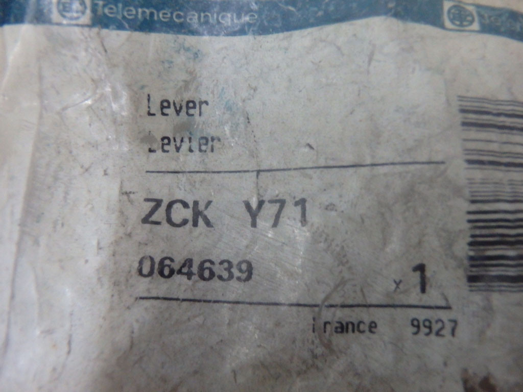 TÉLÉMÉCANIQUE  ZCKY71