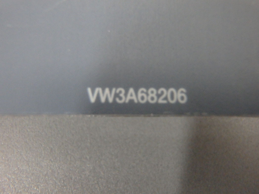 TÉLÉMÉCANIQUE  VW3A68206