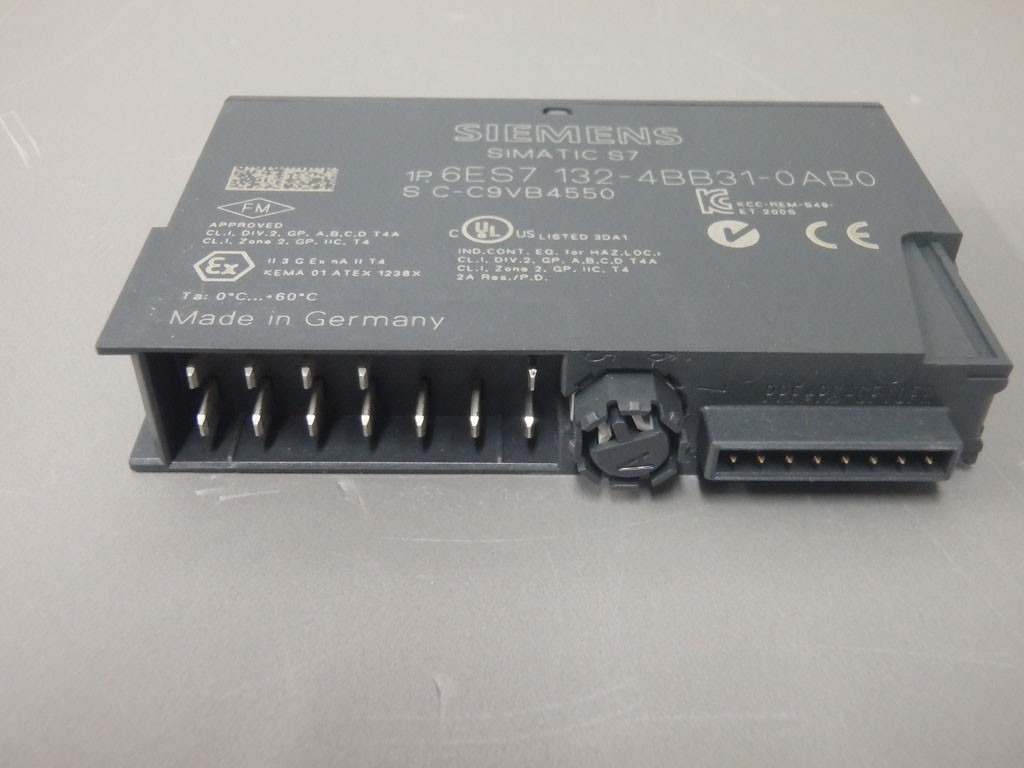 SIEMENS 6ES7132-4BB31-0AB0