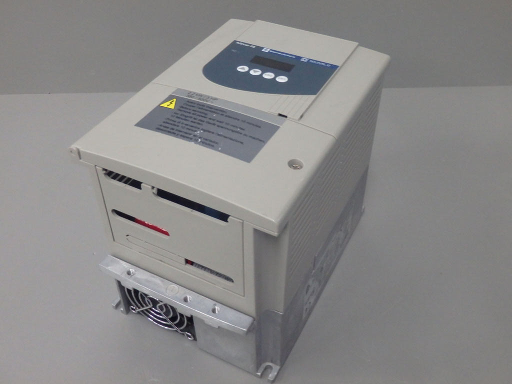 SCHNEIDER  ATV28HU41N4