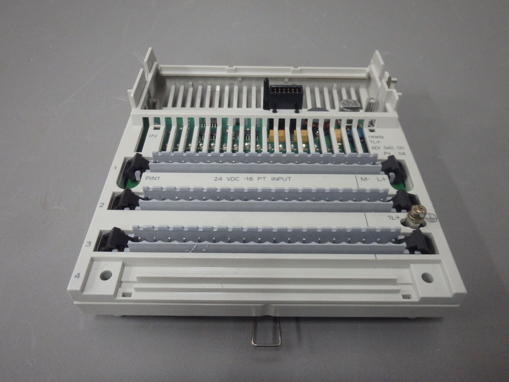 TÉLÉMÉCANIQUE  170ADI34000