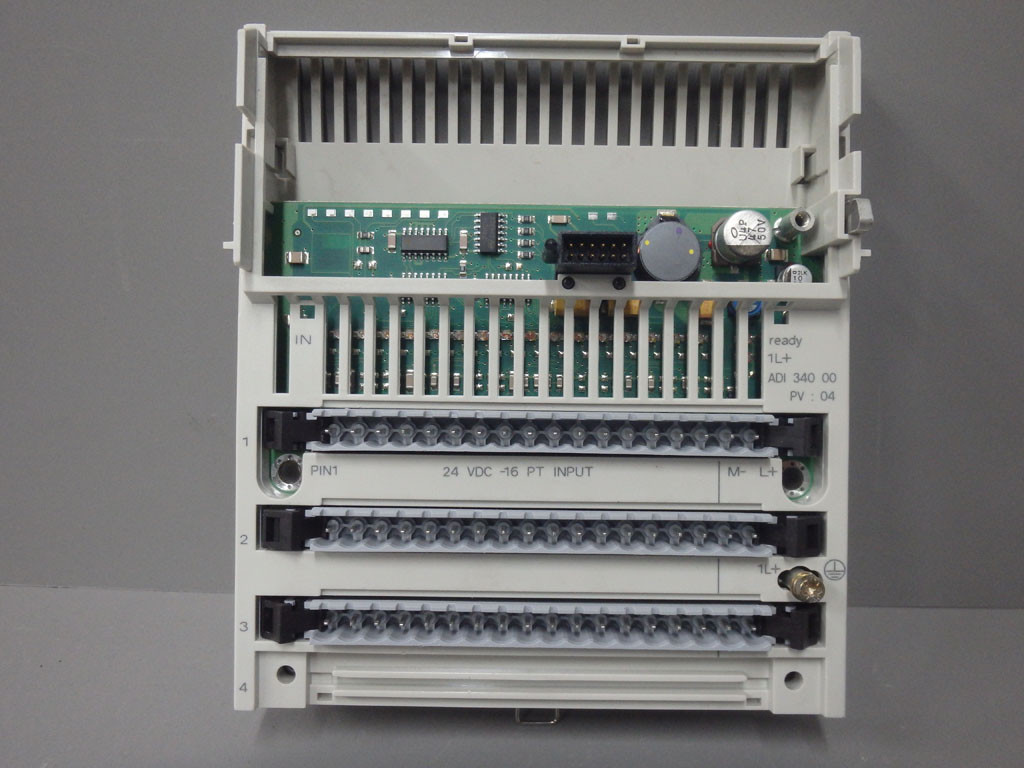 TÉLÉMÉCANIQUE  170ADI34000