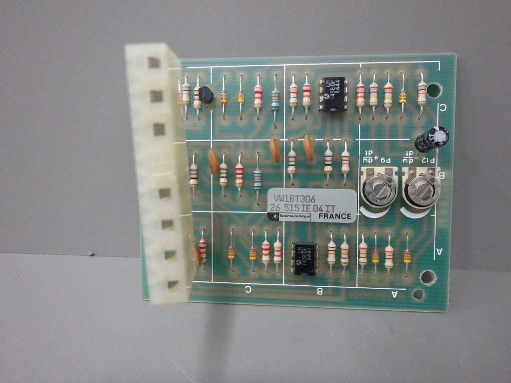 TÉLÉMÉCANIQUE  VW1BT306