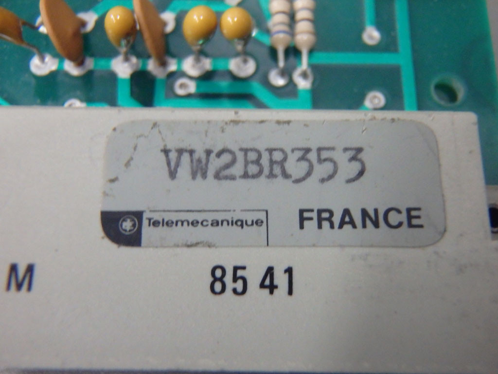 TÉLÉMÉCANIQUE  VW2BR353