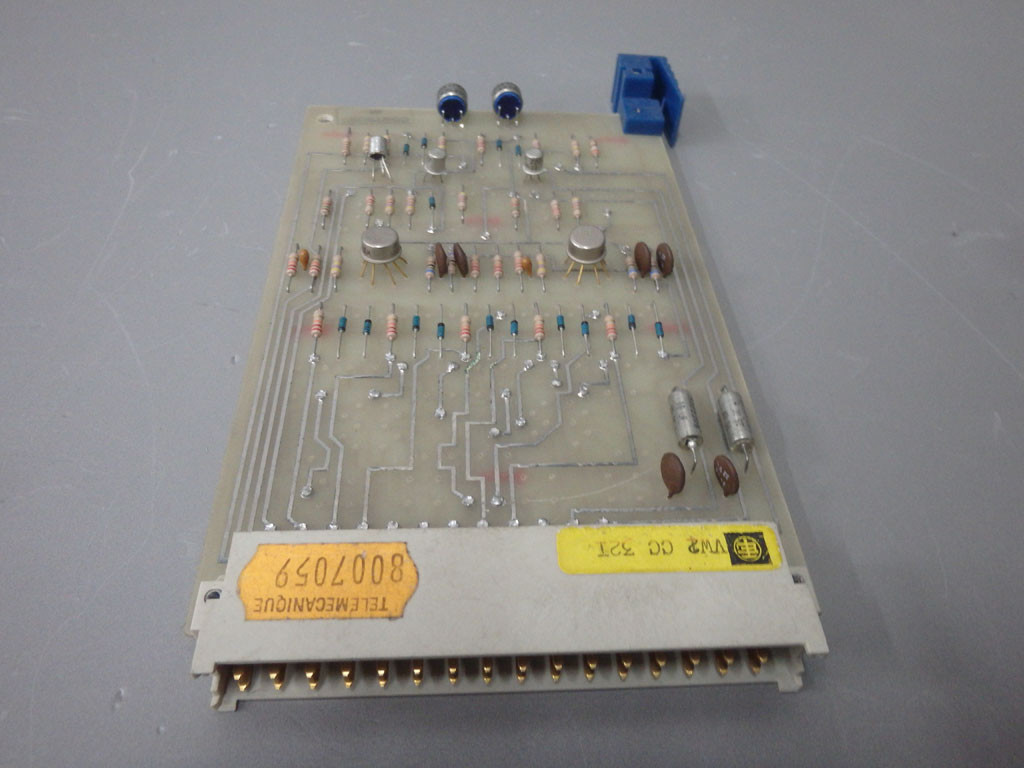 TÉLÉMÉCANIQUE  VW2CC32I