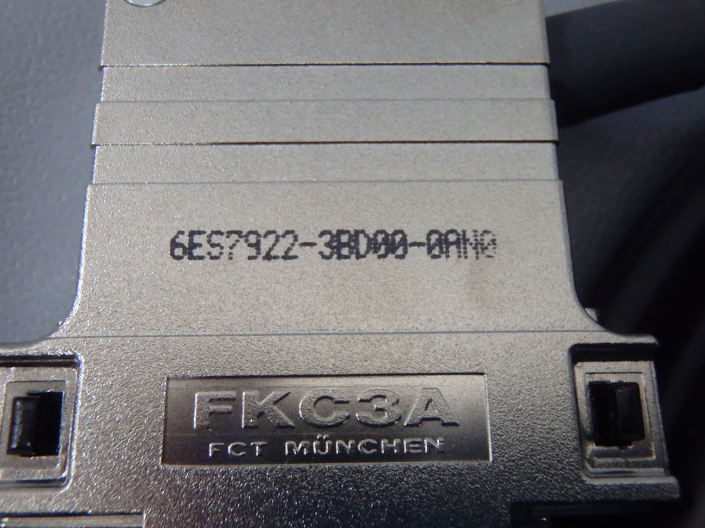 SIEMENS 6ES7922-3BD00-0AN0