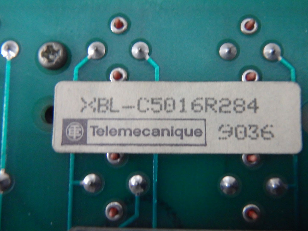 TÉLÉMÉCANIQUE  XBL-C5016R284