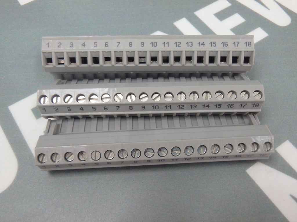 SCHNEIDER  170XTS00100