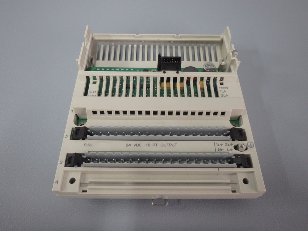 TÉLÉMÉCANIQUE  170ADO34000