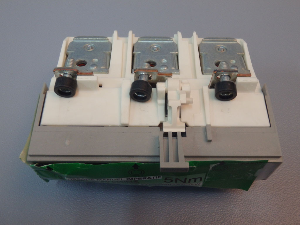 MERLIN GERIN TM250D-3P3D