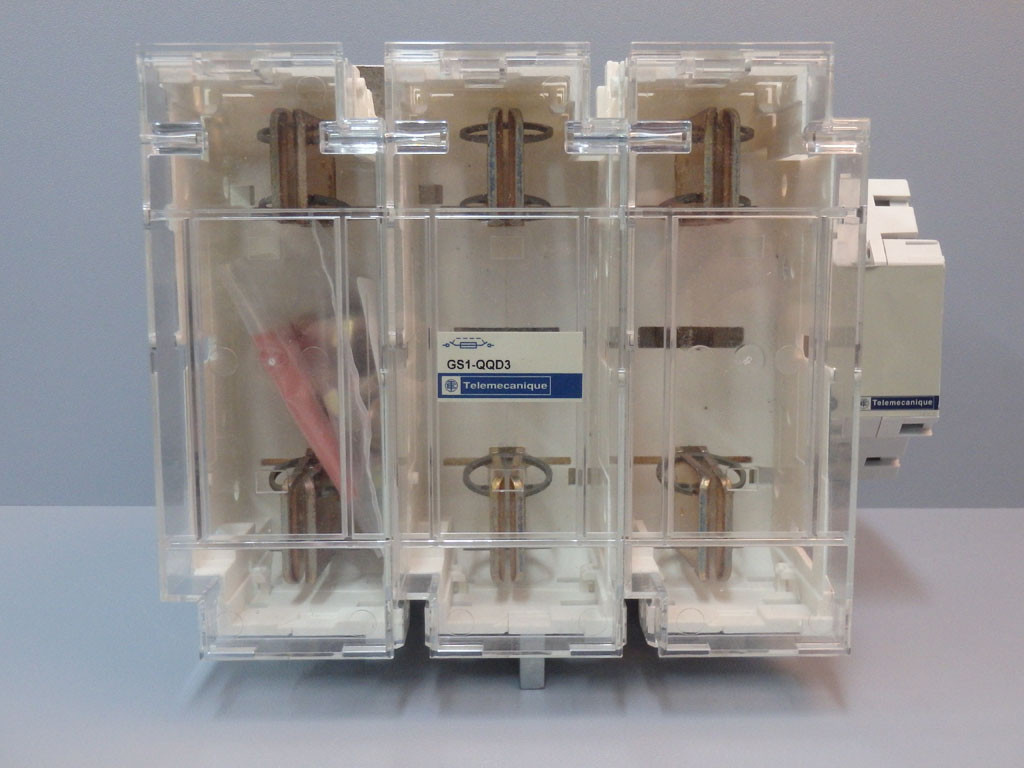 TÉLÉMÉCANIQUE  GS1-QQD3