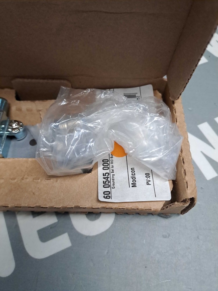 SCHNEIDER  MA0185100