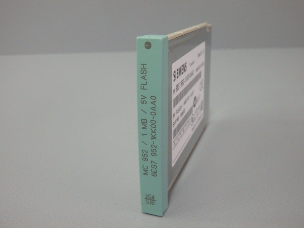SIEMENS 6ES7952-1KK00-0AA0
