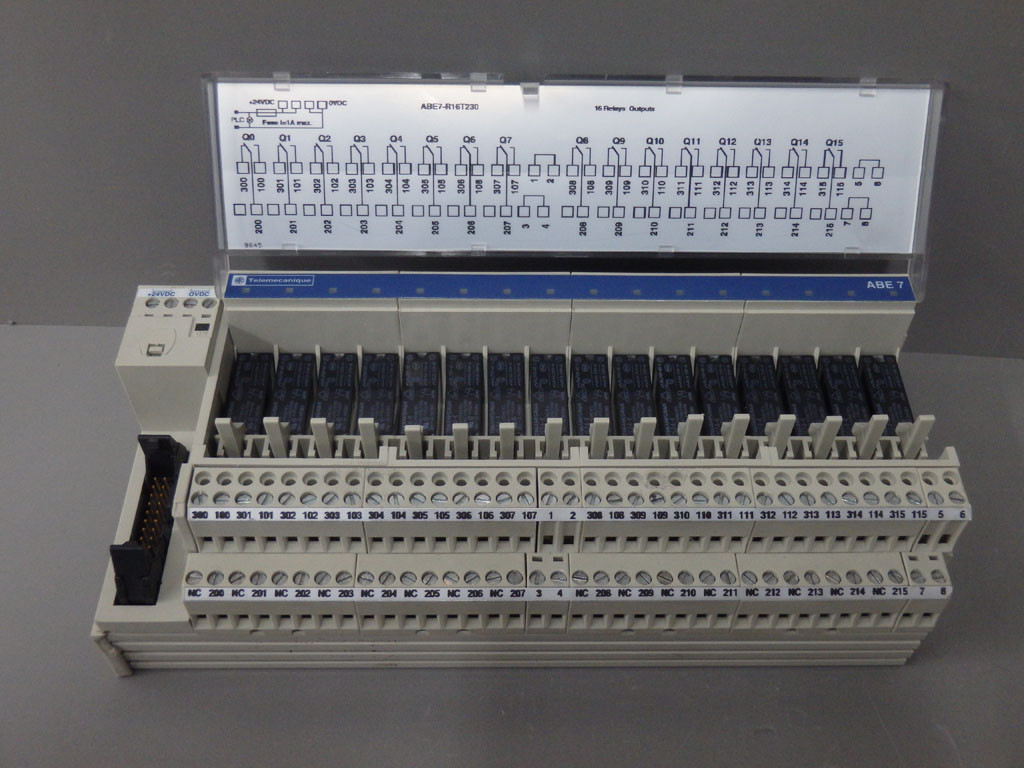 TÉLÉMÉCANIQUE  ABE7-R16T230