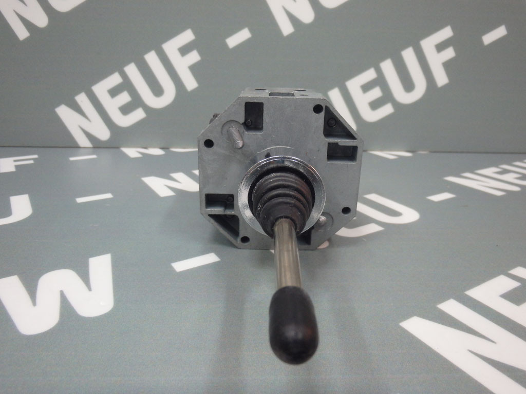 SCHNEIDER  XD2GA8221