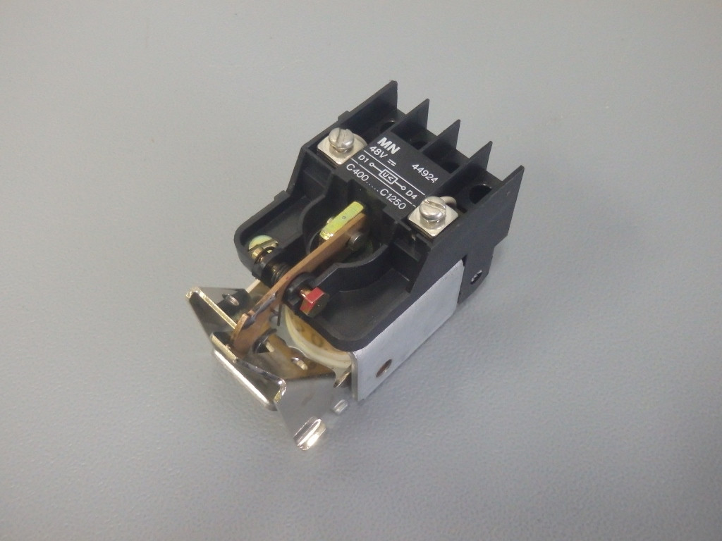 MERLIN GERIN MN44924