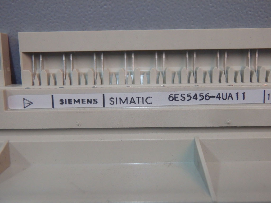 SIEMENS 6ES5456-4UA11