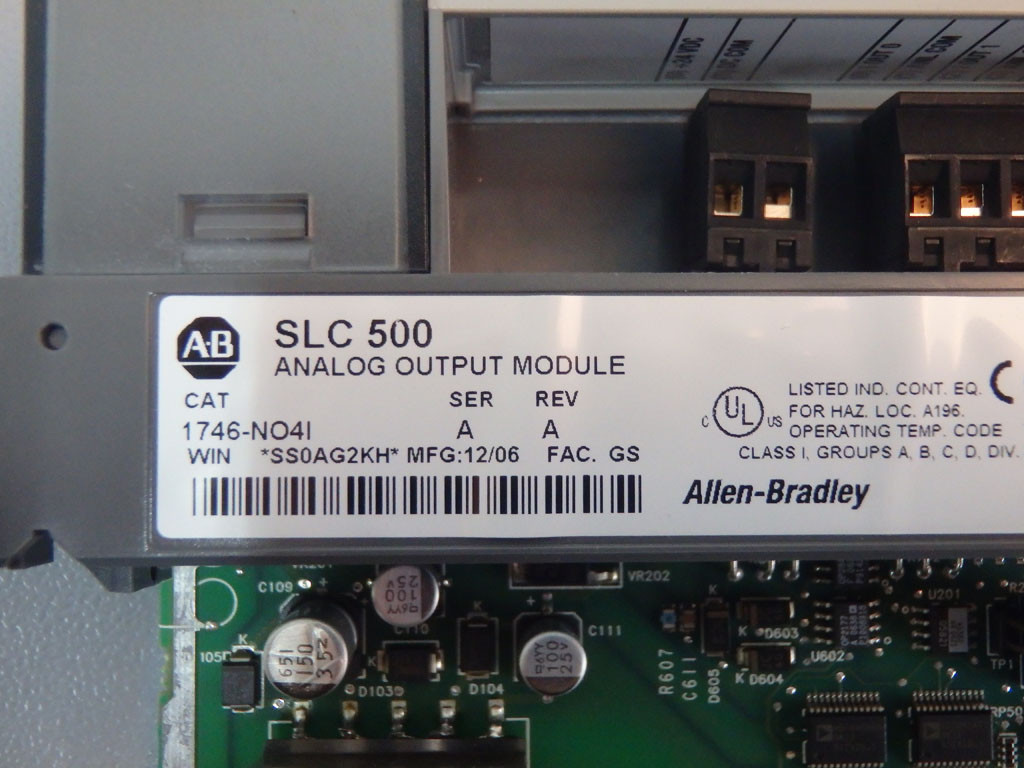 ALLEN-BRADLEY  1746-N04I