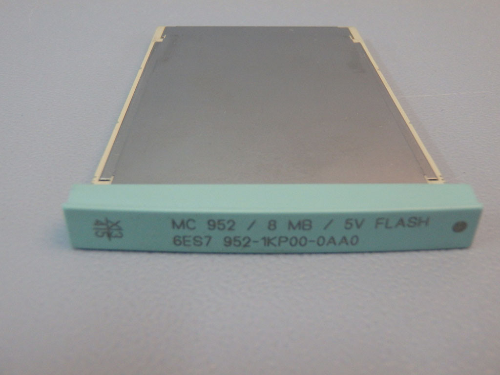 SIEMENS 6ES7952-1KP00-0AA0