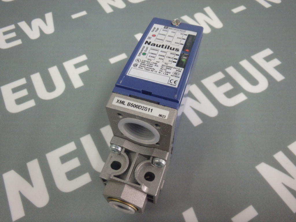 TÉLÉMÉCANIQUE  XMLB500D2S11