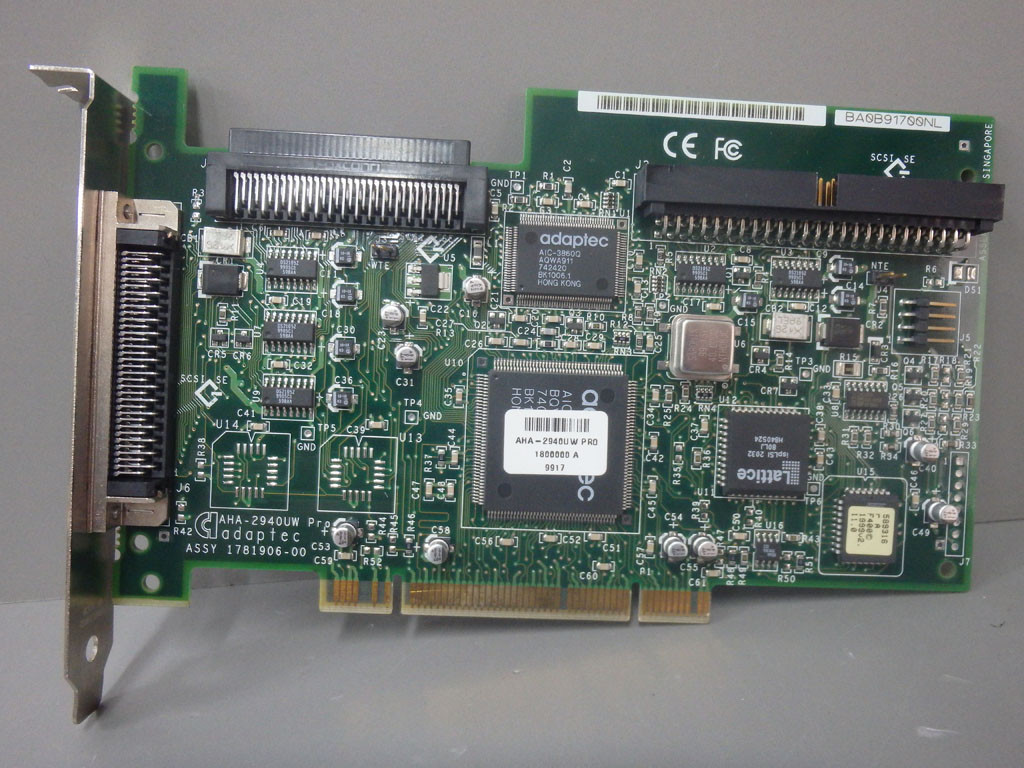 ADAPTEC AHA-2940W