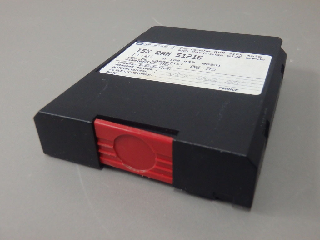 TÉLÉMÉCANIQUE  TSXRAM51216