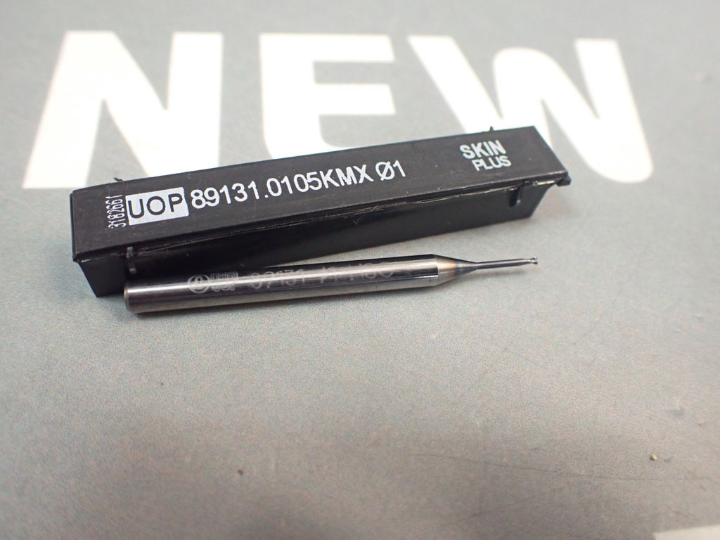 UOP 891310105KMX