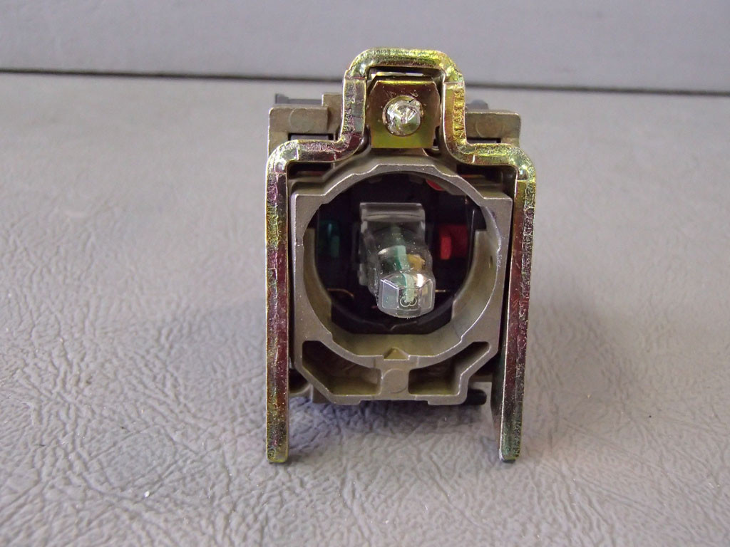 TÉLÉMÉCANIQUE  ZB4BW0B55