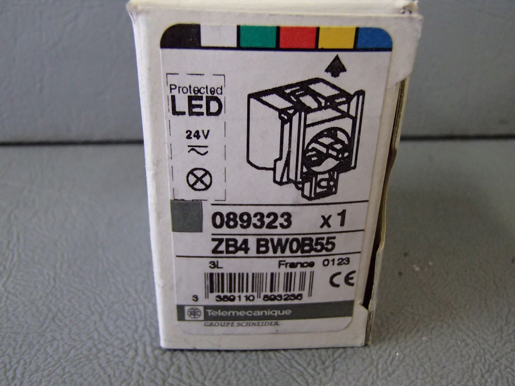 TÉLÉMÉCANIQUE  ZB4BW0B55