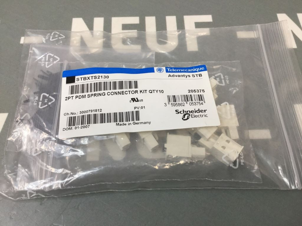 TÉLÉMÉCANIQUE  STBXTS2130