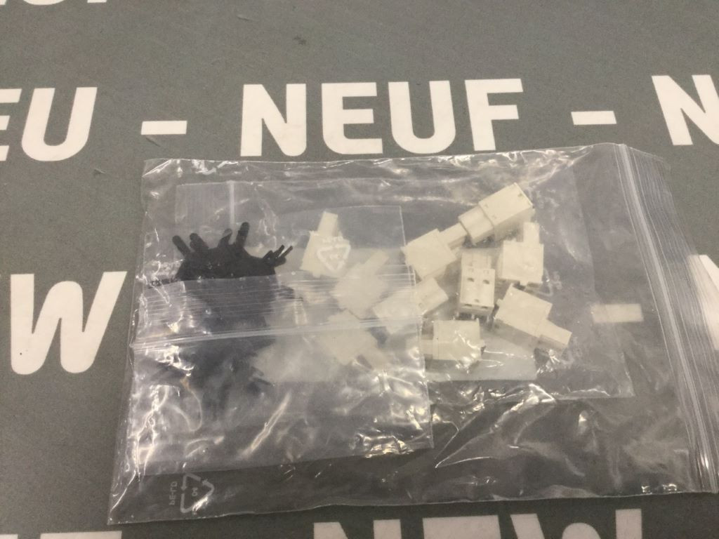 TÉLÉMÉCANIQUE  STBXTS2130