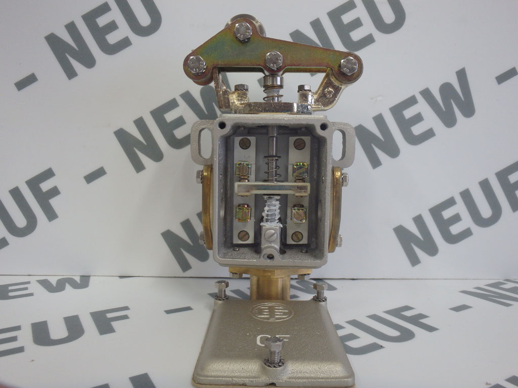 TÉLÉMÉCANIQUE  XC1BE24