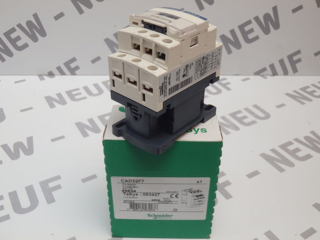 TÉLÉMÉCANIQUE  CAD32F7