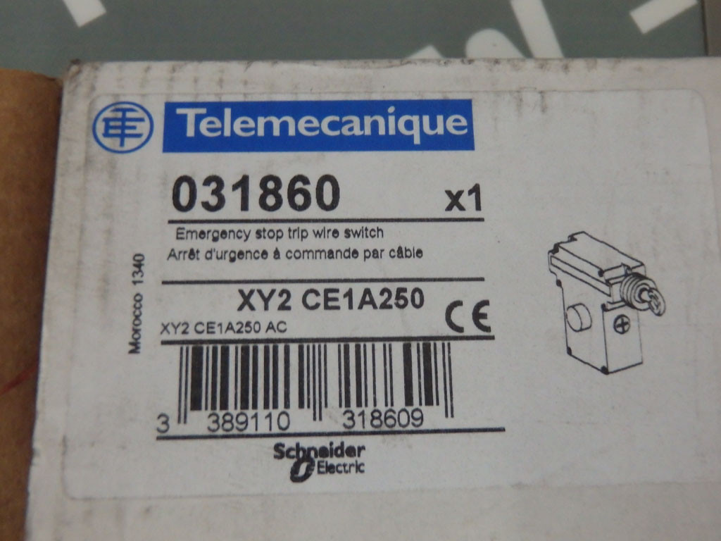 TÉLÉMÉCANIQUE  XY2CE1A250