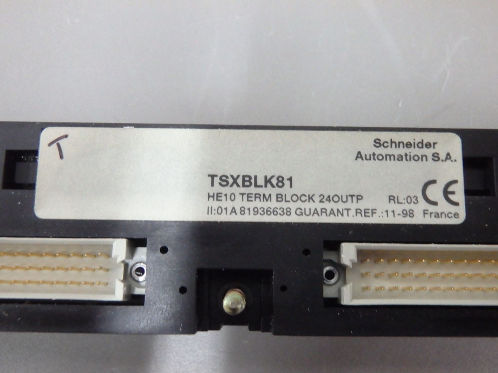 TÉLÉMÉCANIQUE  TSXBLK81