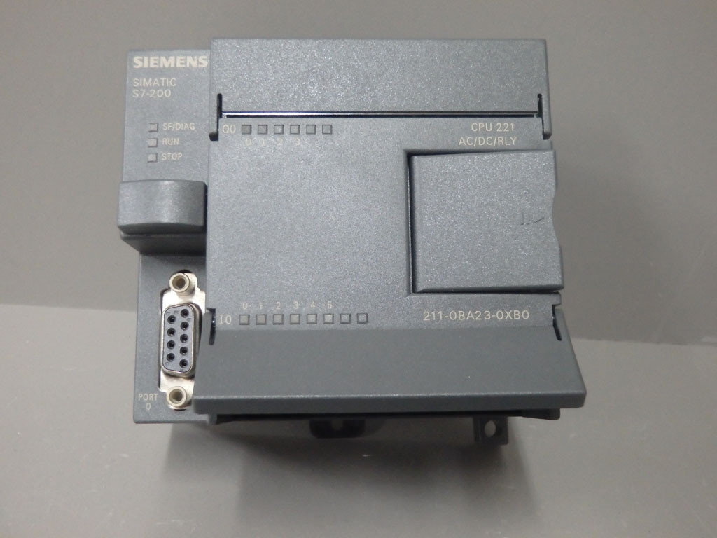SIEMENS 6ES7211-0BA23-0XB0