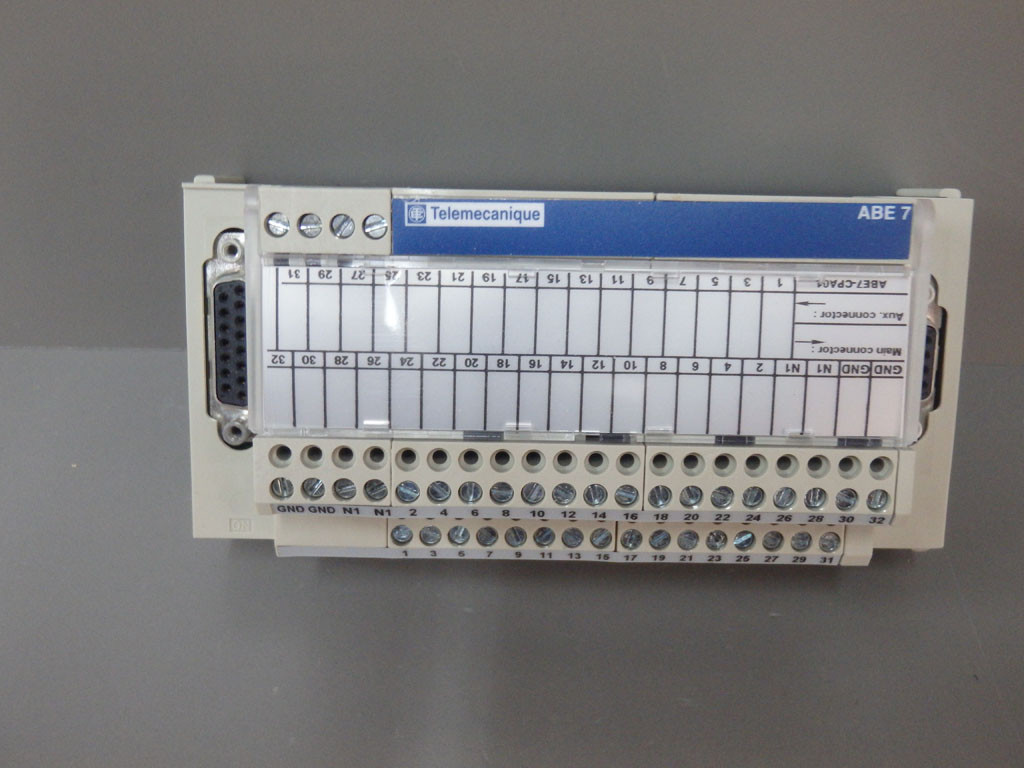 TÉLÉMÉCANIQUE  ABE7-CPA01