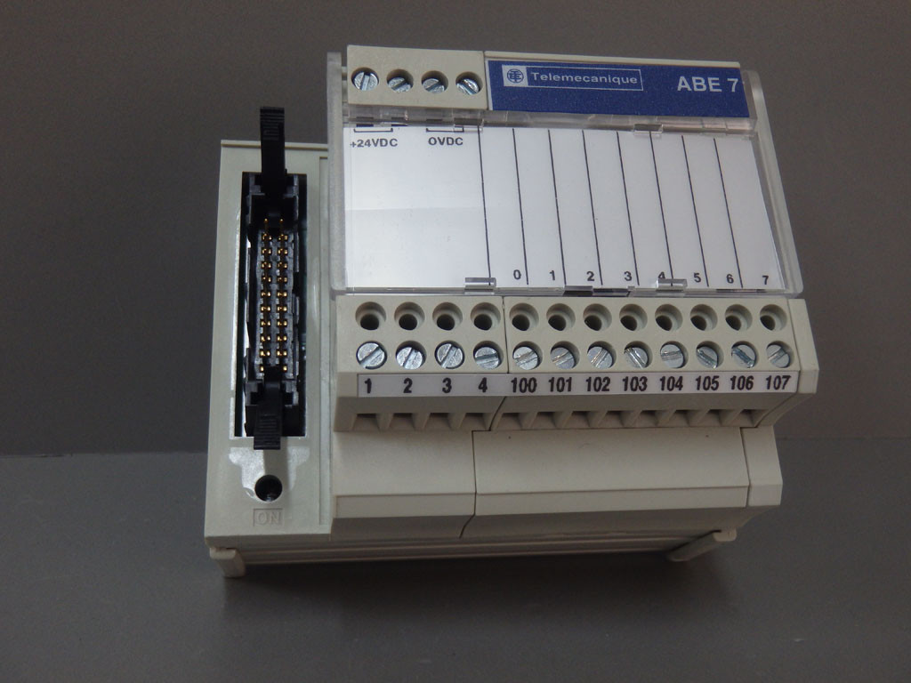 TÉLÉMÉCANIQUE  ABE7-H08R10