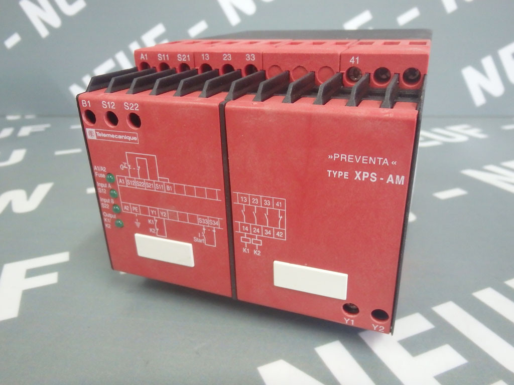 TÉLÉMÉCANIQUE  XPS-AM3740