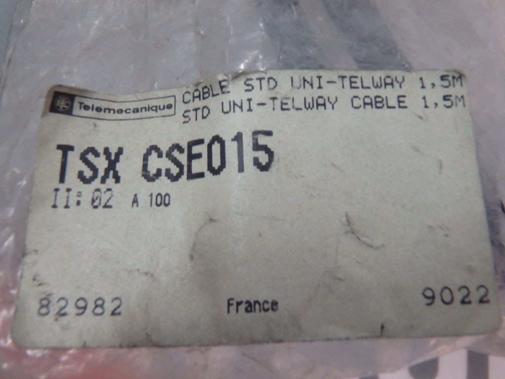 TÉLÉMÉCANIQUE  TSXCSE015